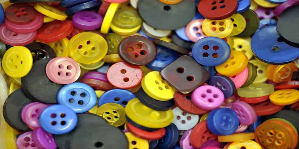 A Guide to the Types of Buttons for Your Blazer